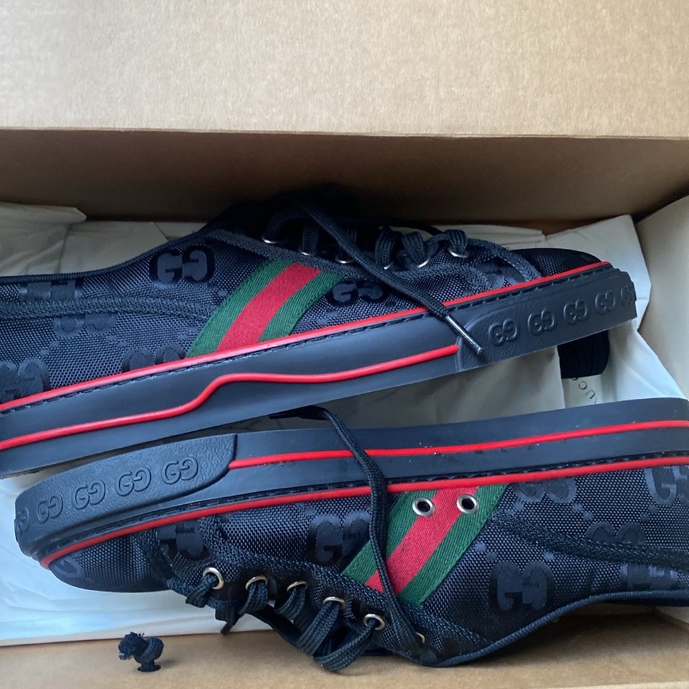 Authentic men’s gucci off the grid sneaker